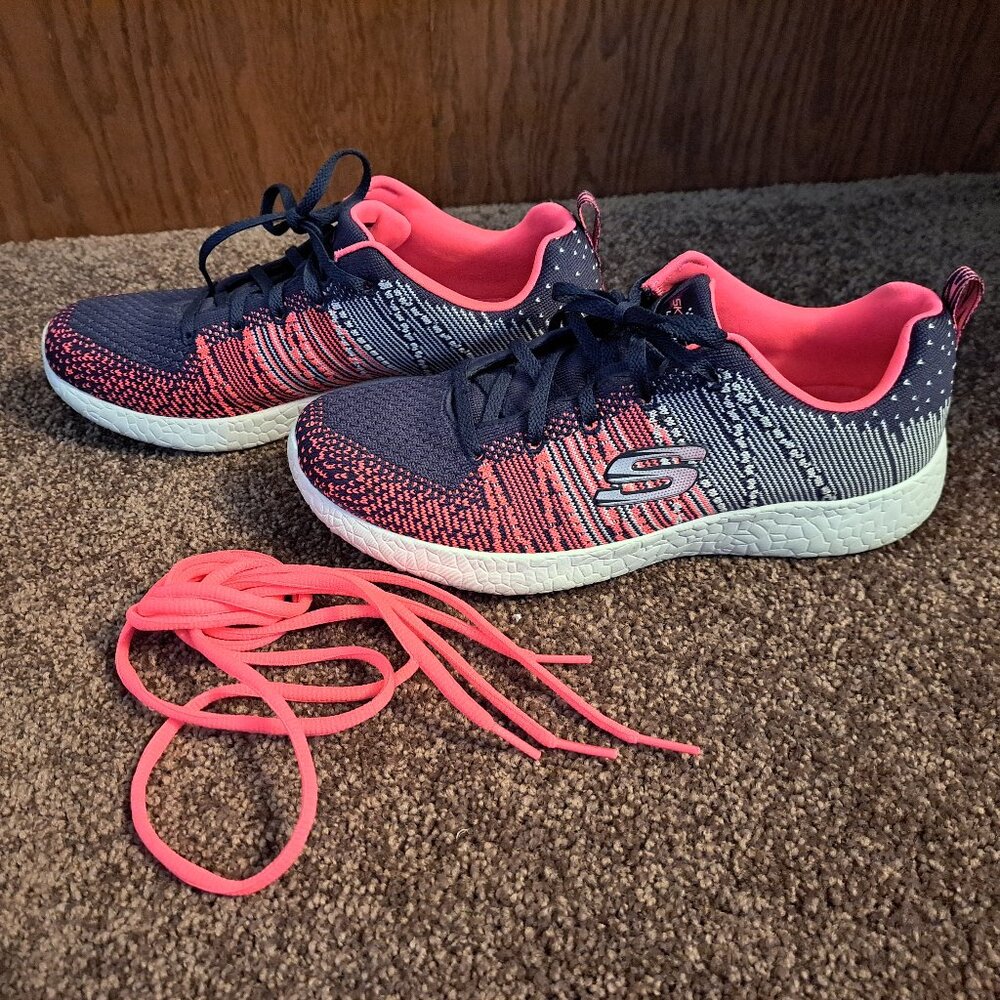 Skechers Lite-weight Air Cooled Memory Foam Shoes - Picture 2 of 11